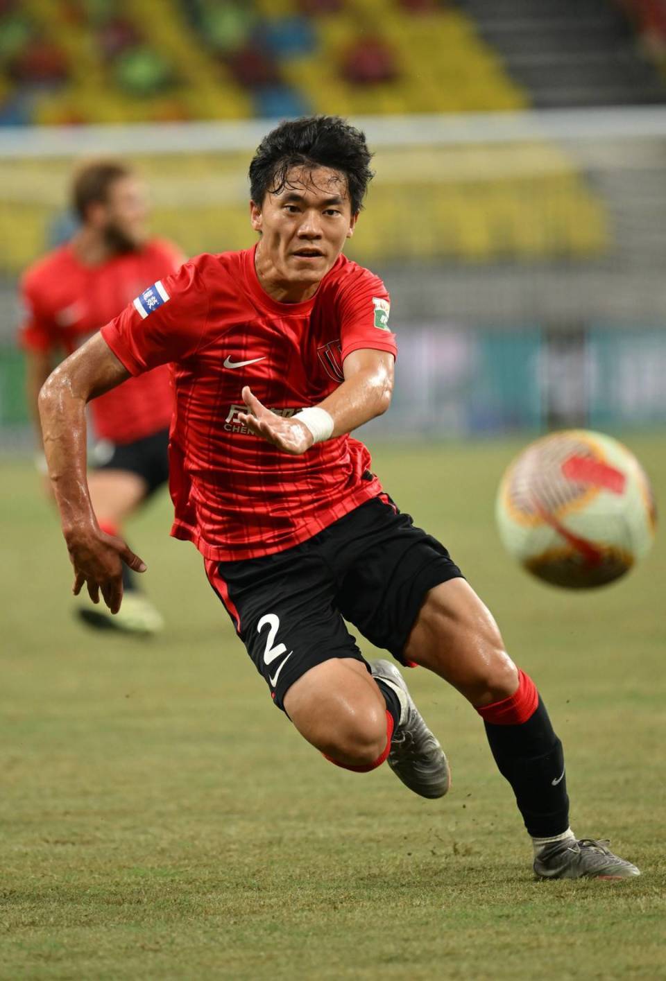 英雄联盟竞猜-国际比赛日成都蓉城调整名单以备中超，豪取连胜环节打磨，气氛紧张，更衣室氛围转暖的简单介绍