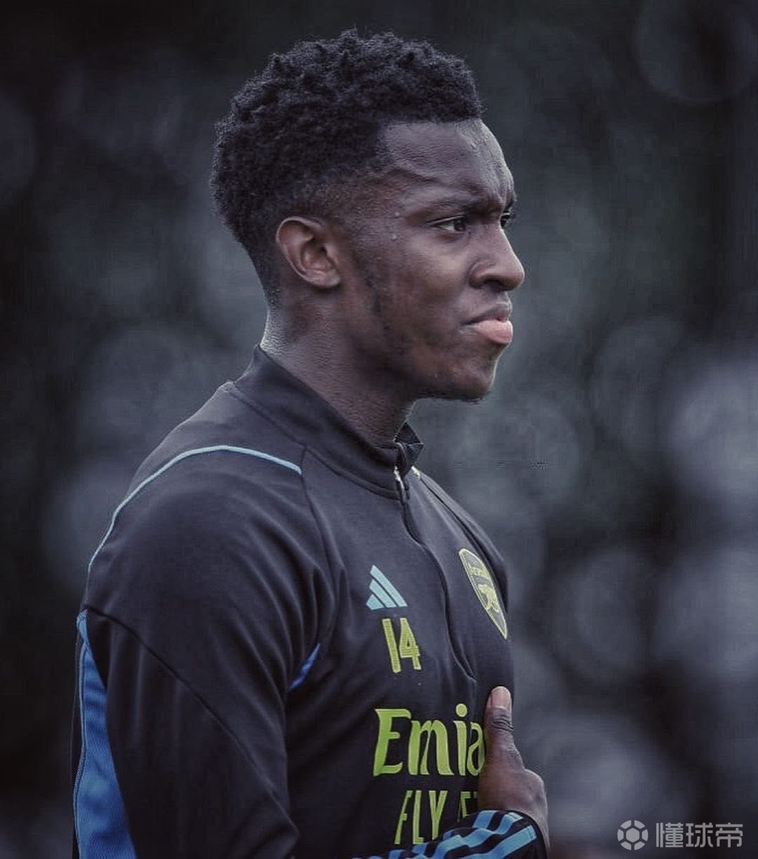 英雄联盟S15赛-清晨阿森纳备战社区盾，刷新队史纪录细节曝光，管理层满意，纪律约束更严格的简单介绍